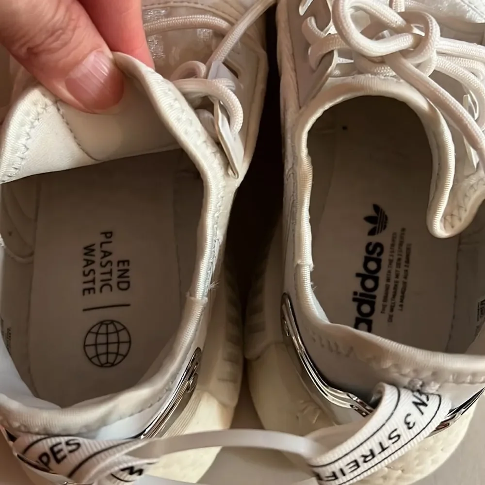 ❤️ADIDAS ORIGINALS NMD R1 W Sneakers - Picture 7 of 17